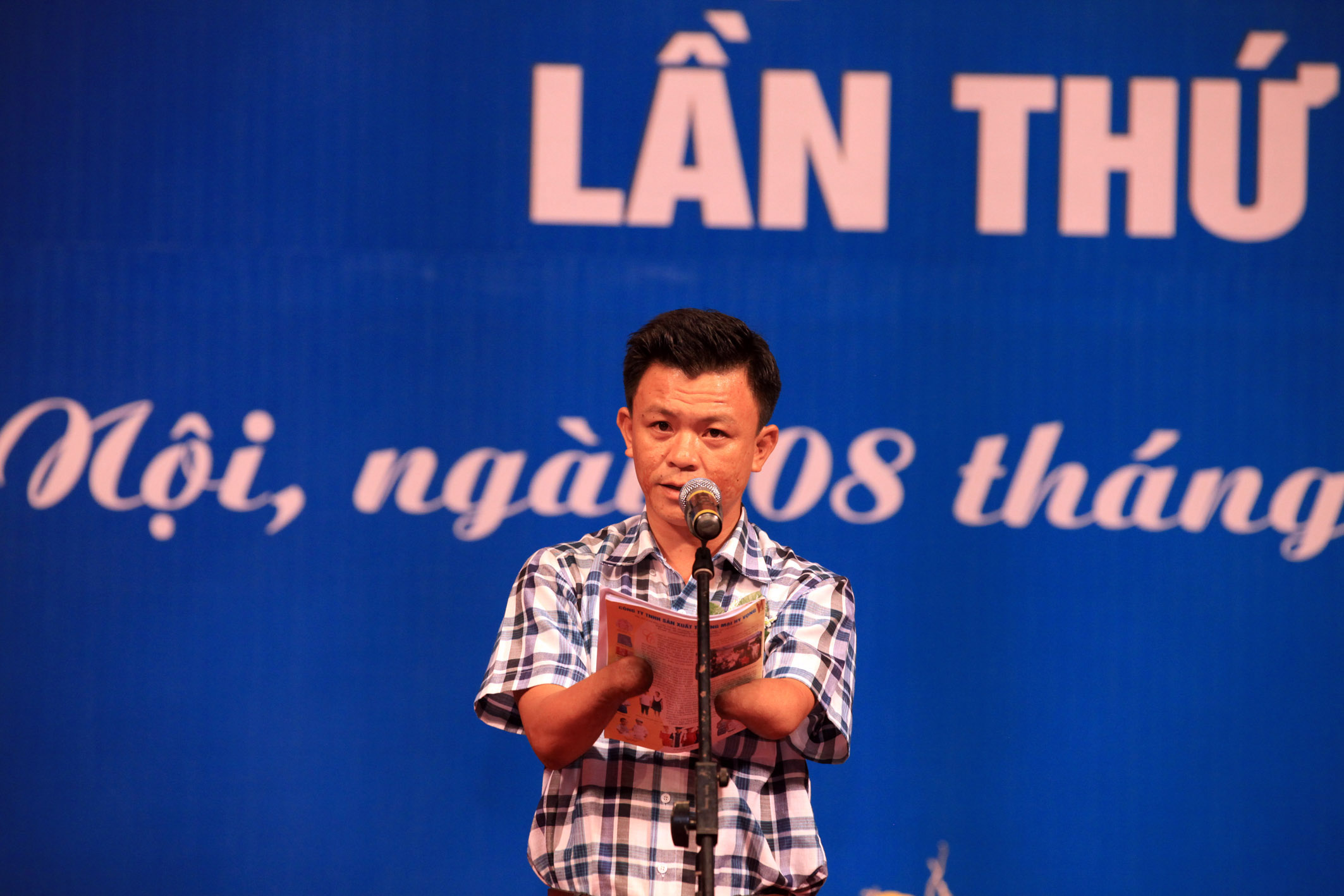 Anh 6 - 2893